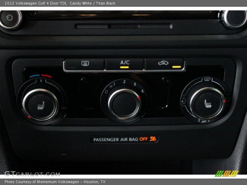 Candy White / Titan Black 2013 Volkswagen Golf 4 Door TDI