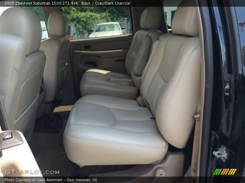 Black / Gray/Dark Charcoal 2005 Chevrolet Suburban 1500 Z71 4x4