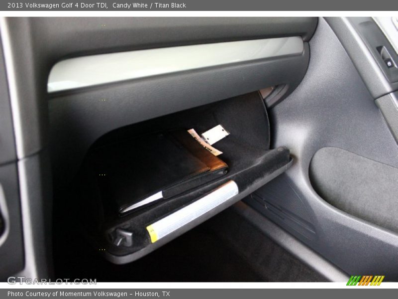 Candy White / Titan Black 2013 Volkswagen Golf 4 Door TDI