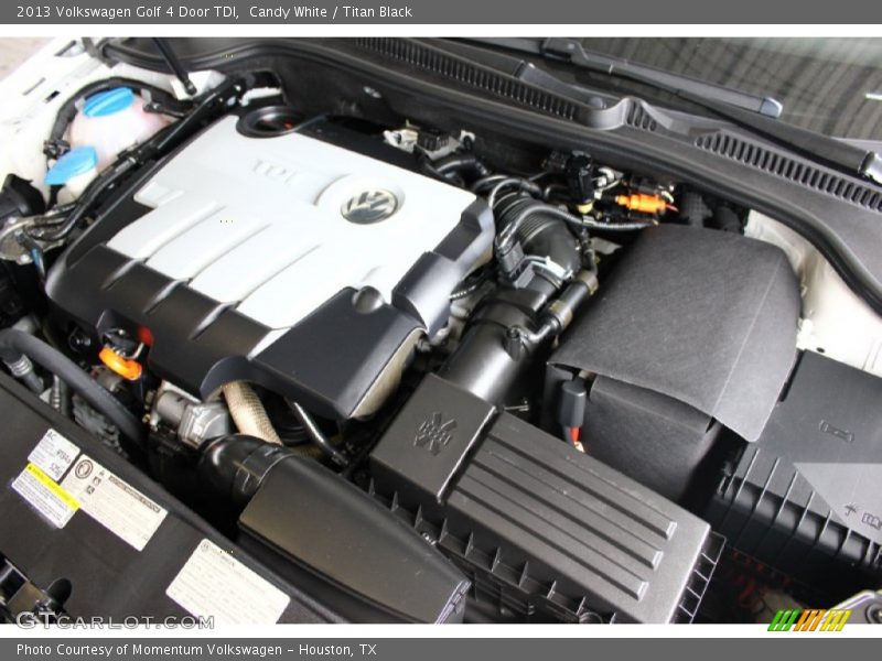 Candy White / Titan Black 2013 Volkswagen Golf 4 Door TDI