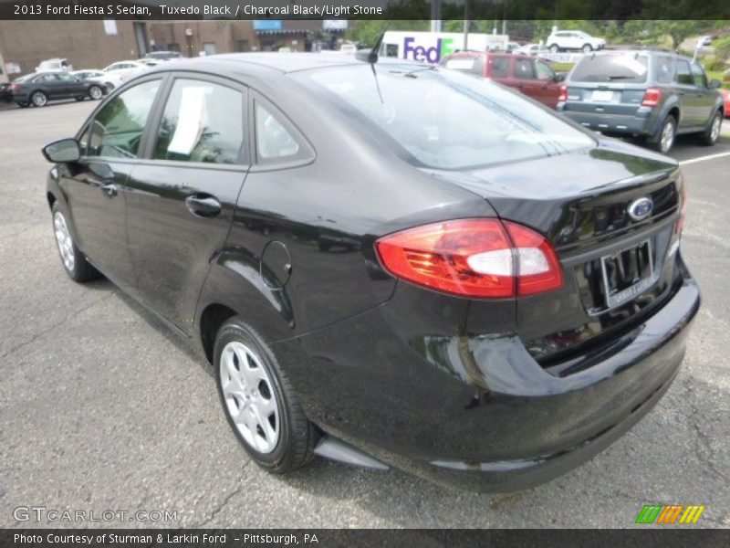 Tuxedo Black / Charcoal Black/Light Stone 2013 Ford Fiesta S Sedan
