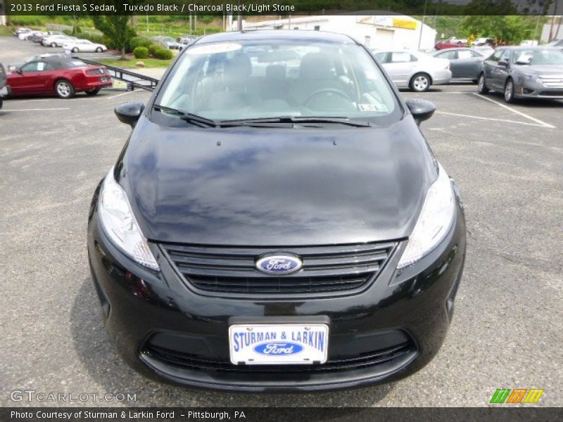 Tuxedo Black / Charcoal Black/Light Stone 2013 Ford Fiesta S Sedan