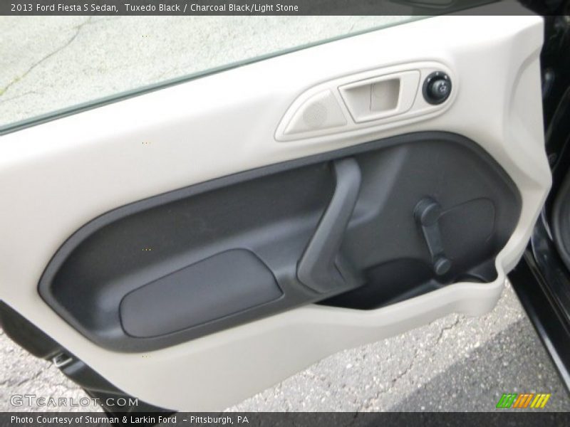 Tuxedo Black / Charcoal Black/Light Stone 2013 Ford Fiesta S Sedan