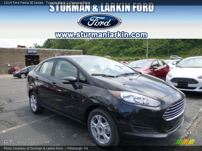 Tuxedo Black / Charcoal Black 2014 Ford Fiesta SE Sedan