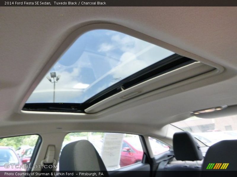 Tuxedo Black / Charcoal Black 2014 Ford Fiesta SE Sedan