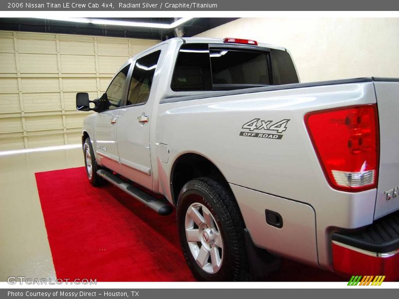 Radiant Silver / Graphite/Titanium 2006 Nissan Titan LE Crew Cab 4x4