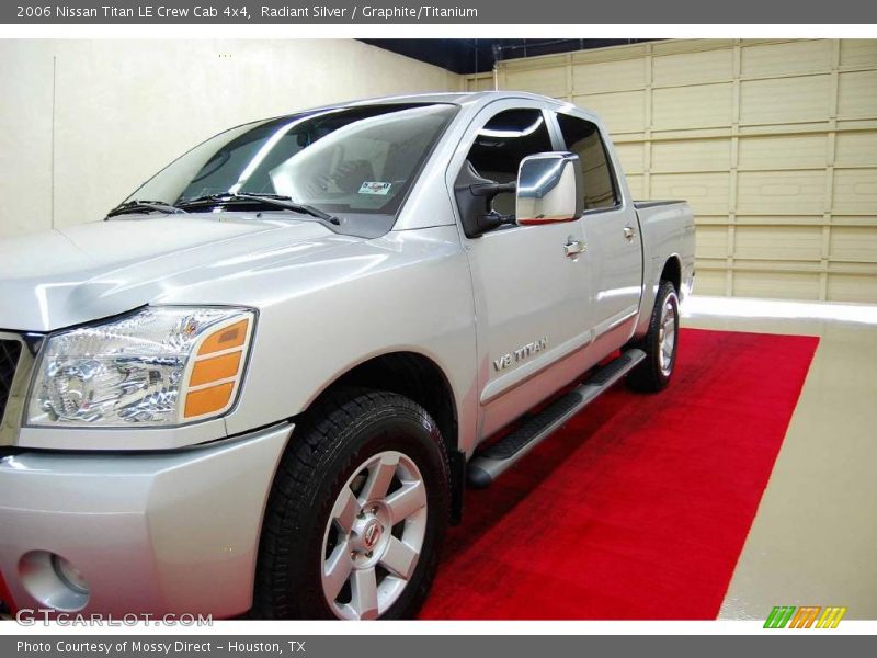 Radiant Silver / Graphite/Titanium 2006 Nissan Titan LE Crew Cab 4x4