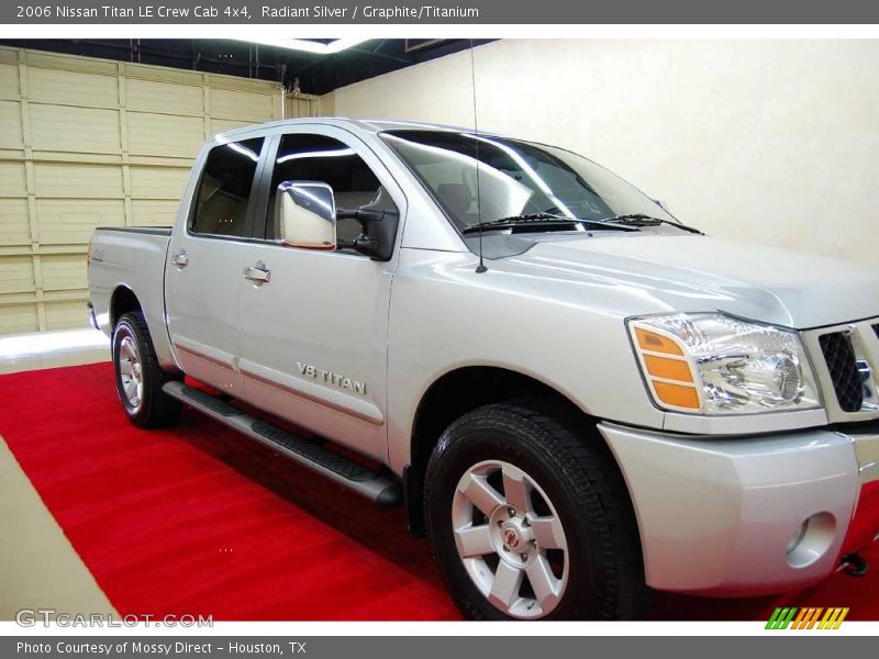 Radiant Silver / Graphite/Titanium 2006 Nissan Titan LE Crew Cab 4x4
