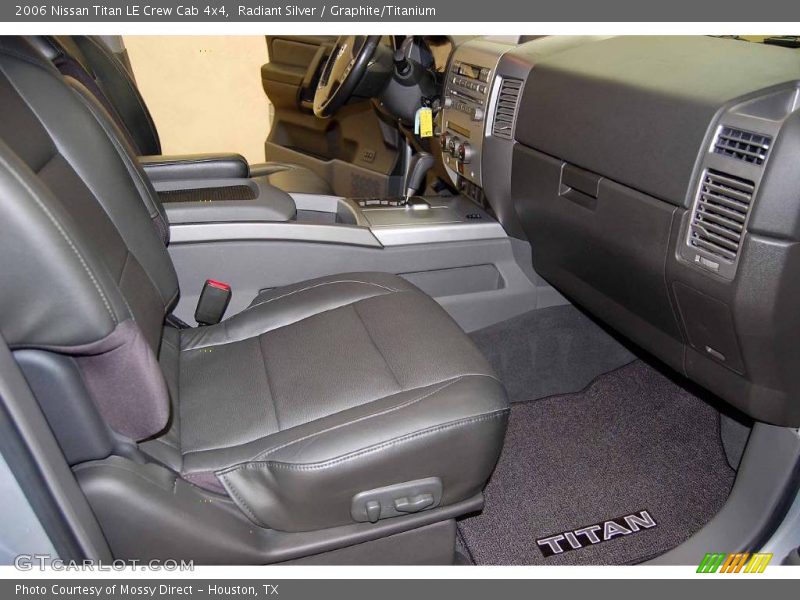 Radiant Silver / Graphite/Titanium 2006 Nissan Titan LE Crew Cab 4x4