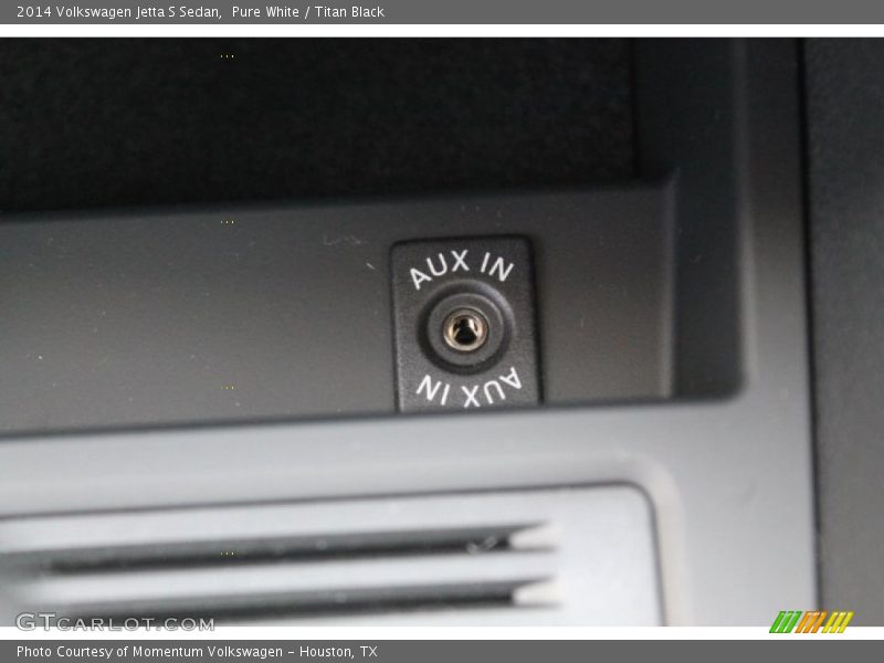 Pure White / Titan Black 2014 Volkswagen Jetta S Sedan