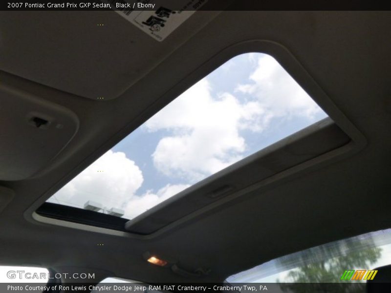 Black / Ebony 2007 Pontiac Grand Prix GXP Sedan