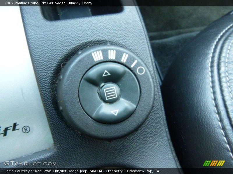 Black / Ebony 2007 Pontiac Grand Prix GXP Sedan
