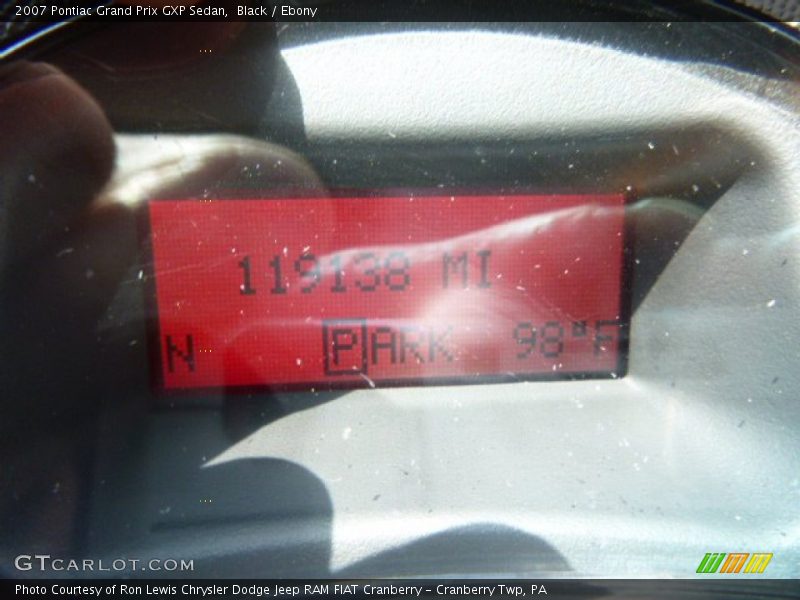 Black / Ebony 2007 Pontiac Grand Prix GXP Sedan