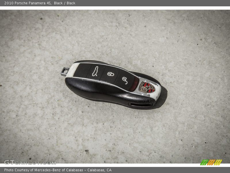 Keys of 2010 Panamera 4S
