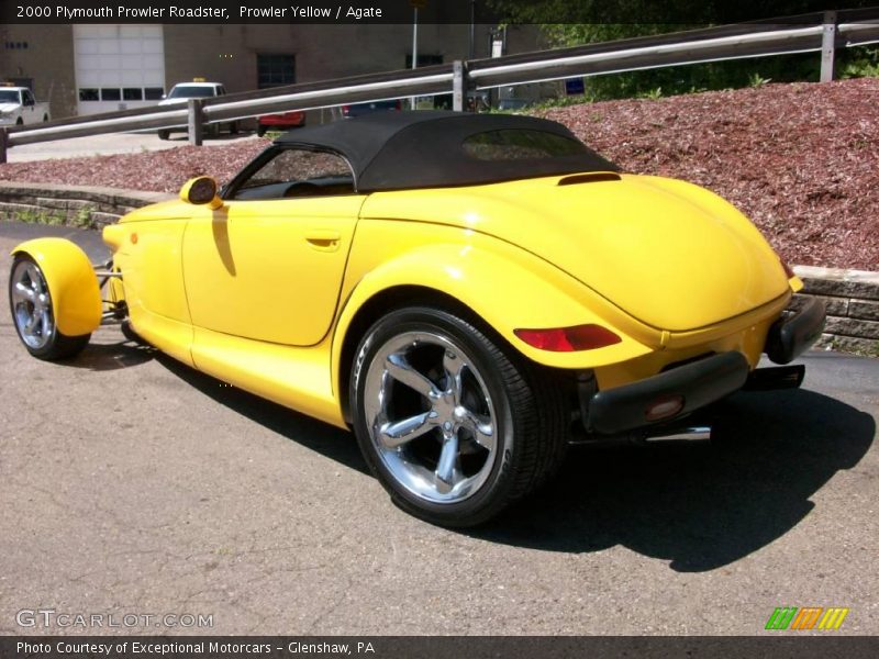 Prowler Yellow / Agate 2000 Plymouth Prowler Roadster