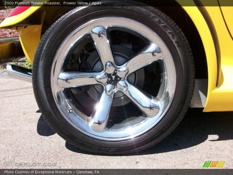 Prowler Yellow / Agate 2000 Plymouth Prowler Roadster