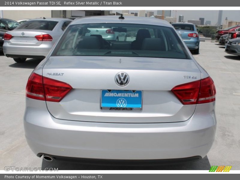 Reflex Silver Metallic / Titan Black 2014 Volkswagen Passat TDI SE
