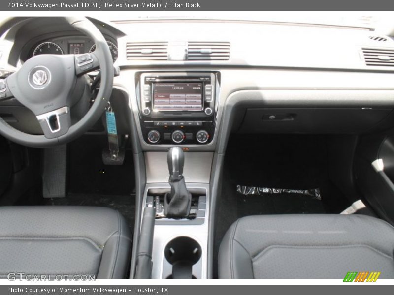 Reflex Silver Metallic / Titan Black 2014 Volkswagen Passat TDI SE