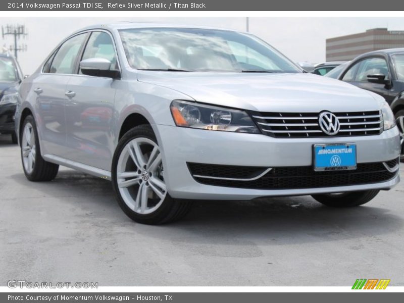 Reflex Silver Metallic / Titan Black 2014 Volkswagen Passat TDI SE