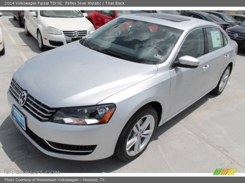 Reflex Silver Metallic / Titan Black 2014 Volkswagen Passat TDI SE