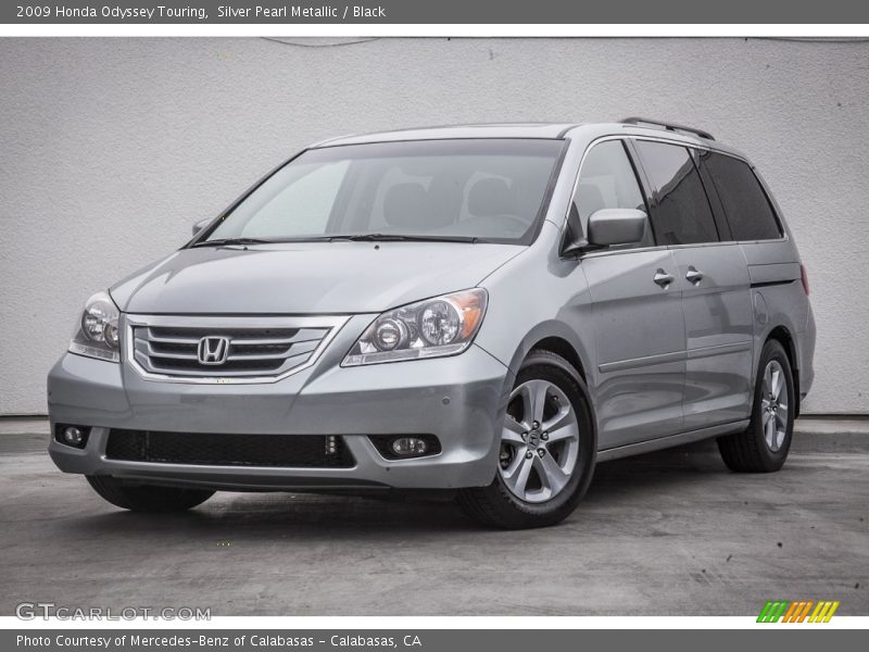 Front 3/4 View of 2009 Odyssey Touring