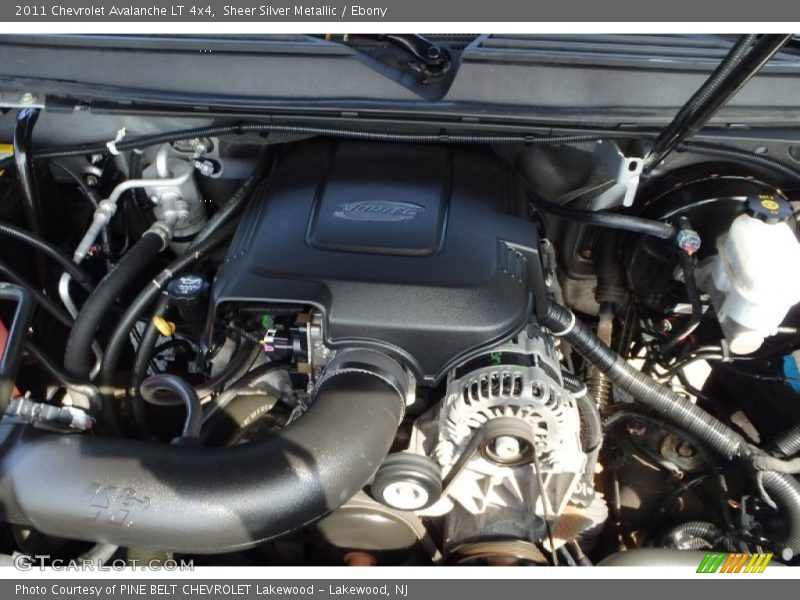 Sheer Silver Metallic / Ebony 2011 Chevrolet Avalanche LT 4x4