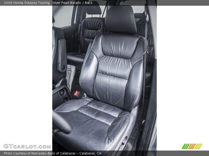 Front Seat of 2009 Odyssey Touring