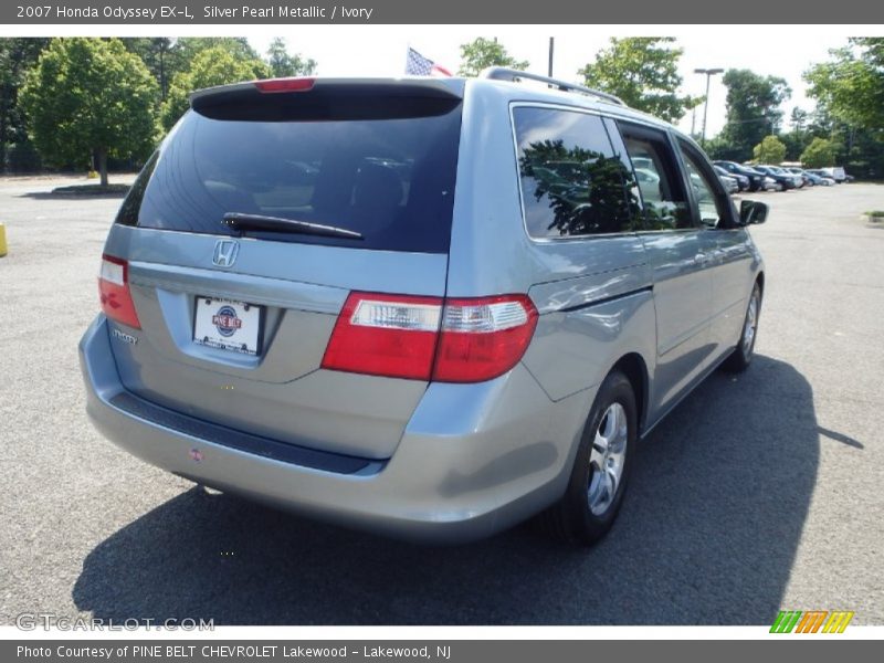 Silver Pearl Metallic / Ivory 2007 Honda Odyssey EX-L