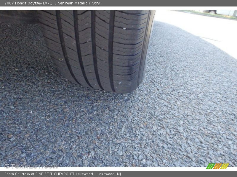 Silver Pearl Metallic / Ivory 2007 Honda Odyssey EX-L