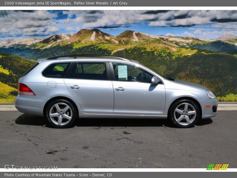 Reflex Silver Metallic / Art Grey 2009 Volkswagen Jetta SE SportWagen