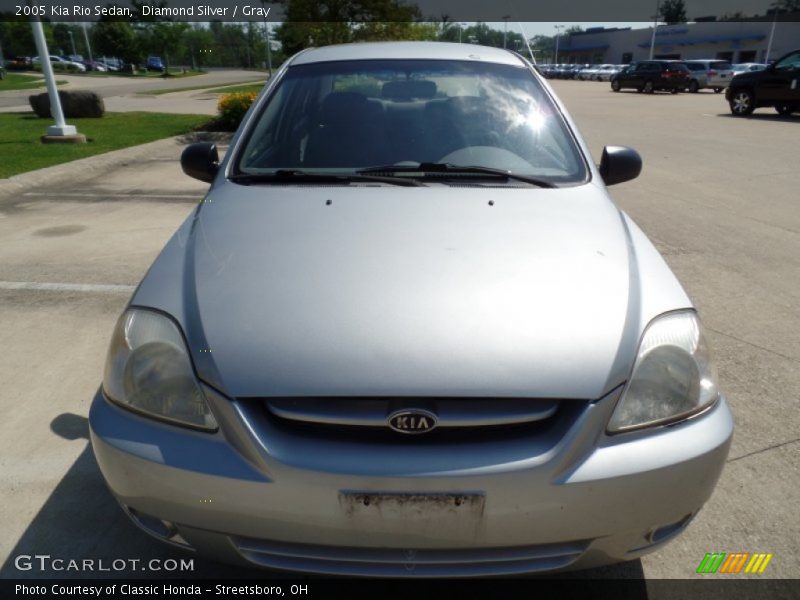 Diamond Silver / Gray 2005 Kia Rio Sedan