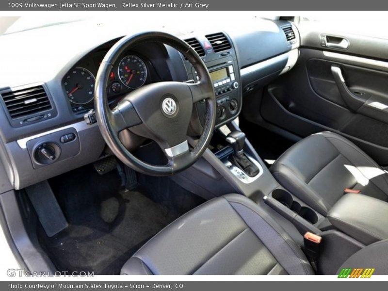 Reflex Silver Metallic / Art Grey 2009 Volkswagen Jetta SE SportWagen