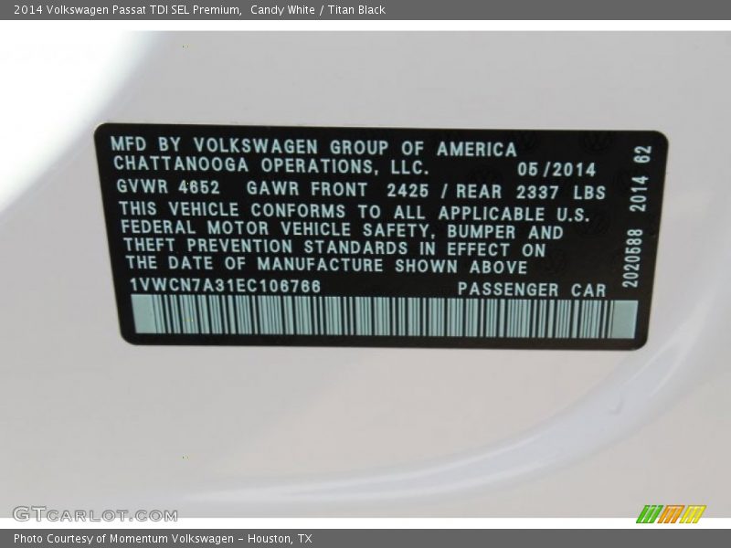 Candy White / Titan Black 2014 Volkswagen Passat TDI SEL Premium