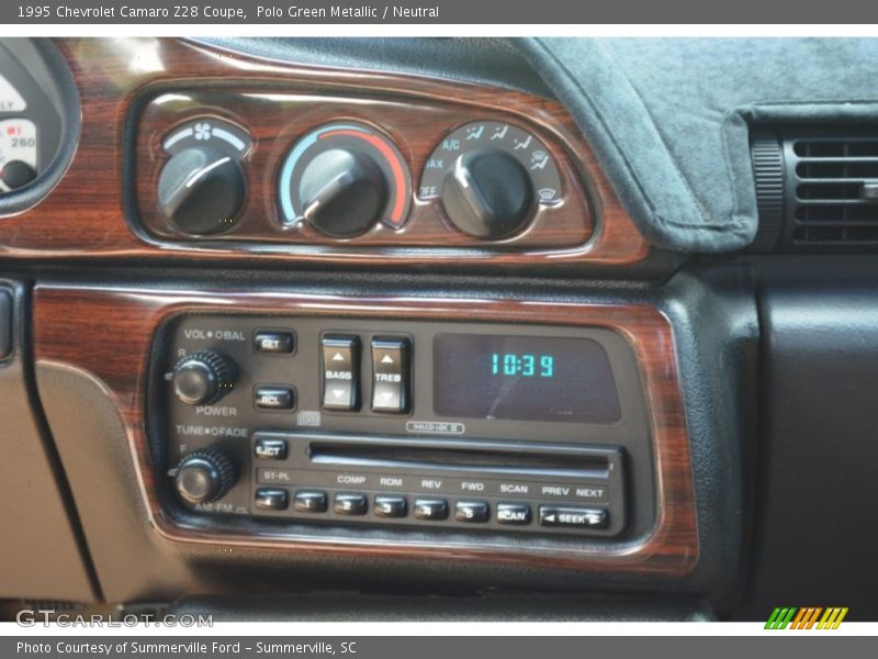 Controls of 1995 Camaro Z28 Coupe