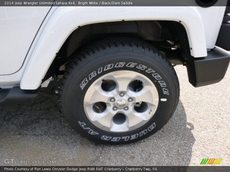 Bright White / Black/Dark Saddle 2014 Jeep Wrangler Unlimited Sahara 4x4