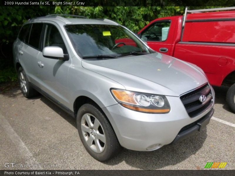 Bright Silver / Gray 2009 Hyundai Santa Fe SE