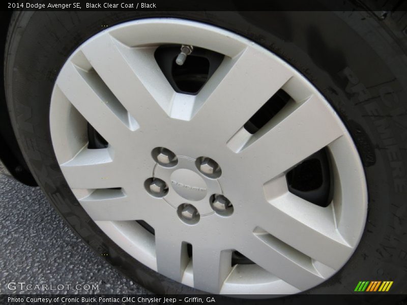 Black Clear Coat / Black 2014 Dodge Avenger SE