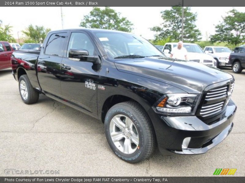 Front 3/4 View of 2014 1500 Sport Crew Cab 4x4