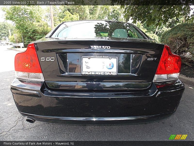 Black / Taupe/Light Taupe 2005 Volvo S60 2.5T