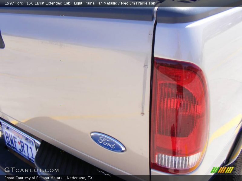 Light Prairie Tan Metallic / Medium Prairie Tan 1997 Ford F150 Lariat Extended Cab