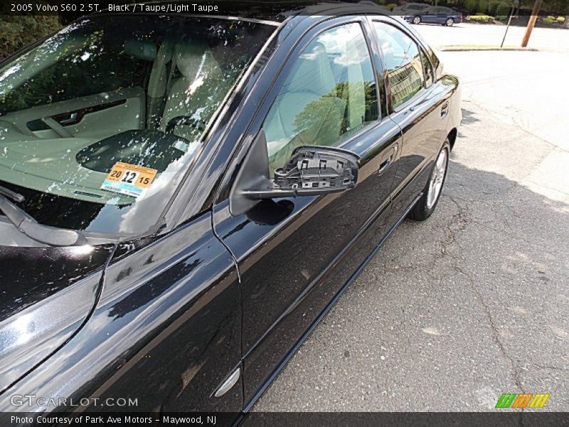 Black / Taupe/Light Taupe 2005 Volvo S60 2.5T