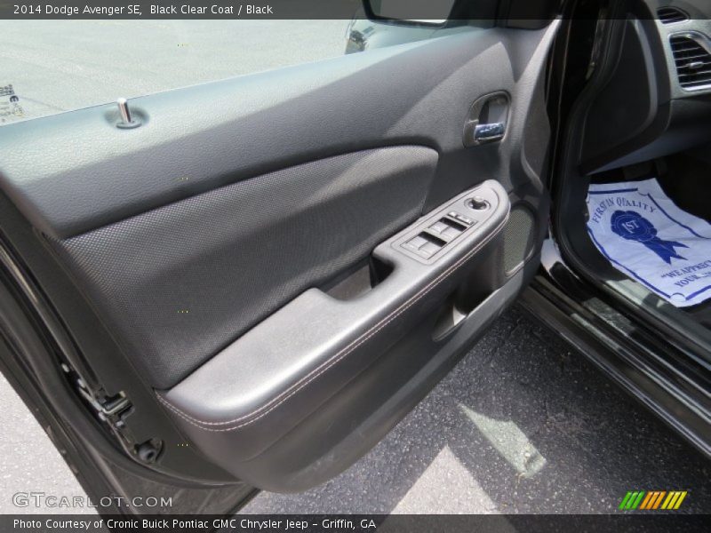 Black Clear Coat / Black 2014 Dodge Avenger SE