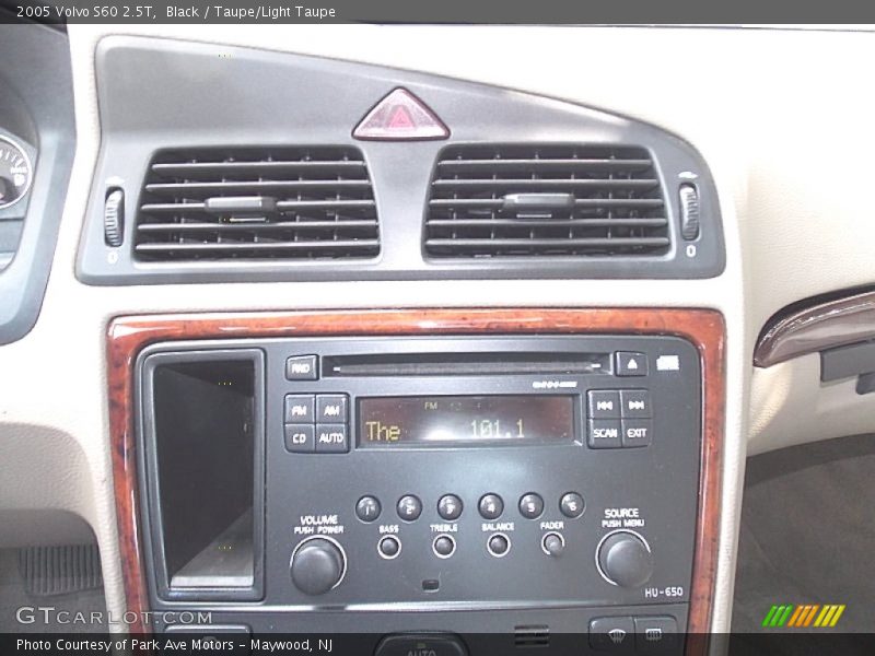 Black / Taupe/Light Taupe 2005 Volvo S60 2.5T