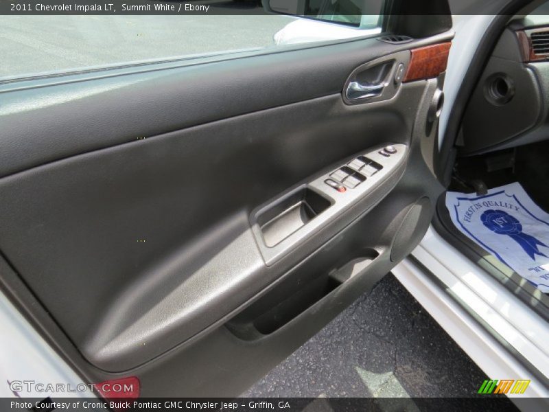 Summit White / Ebony 2011 Chevrolet Impala LT