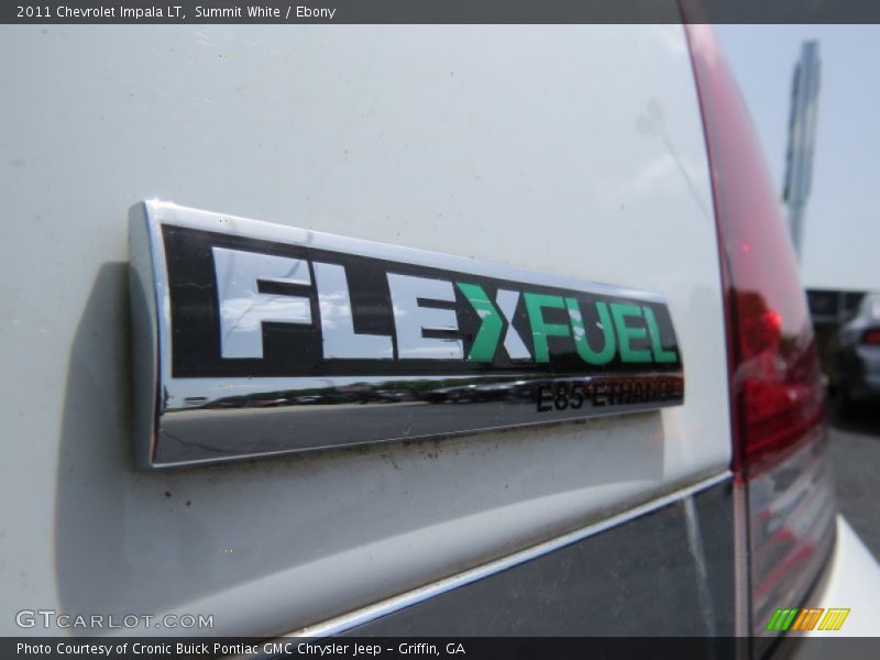 Summit White / Ebony 2011 Chevrolet Impala LT