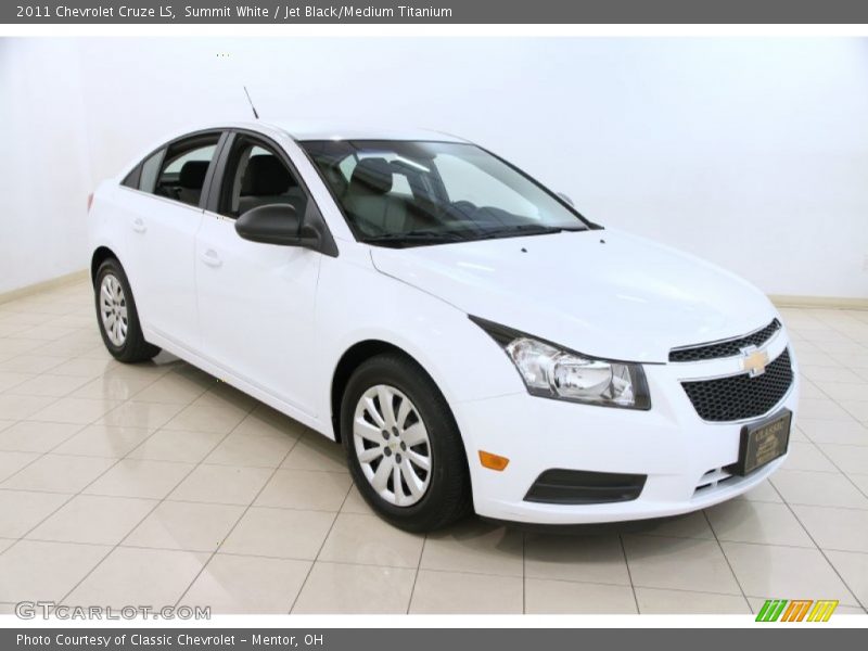 Summit White / Jet Black/Medium Titanium 2011 Chevrolet Cruze LS
