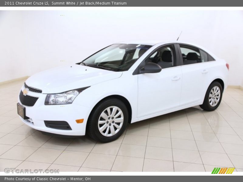 Summit White / Jet Black/Medium Titanium 2011 Chevrolet Cruze LS