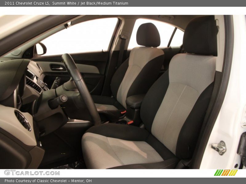 Summit White / Jet Black/Medium Titanium 2011 Chevrolet Cruze LS