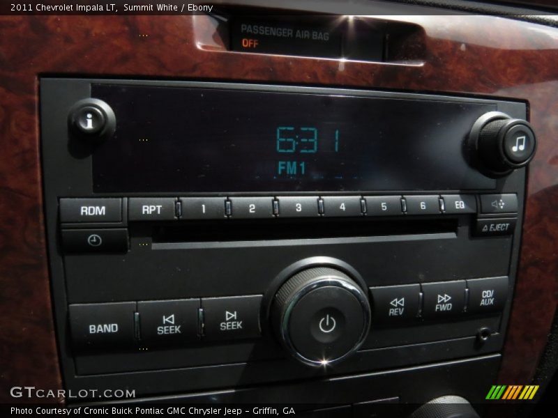 Summit White / Ebony 2011 Chevrolet Impala LT