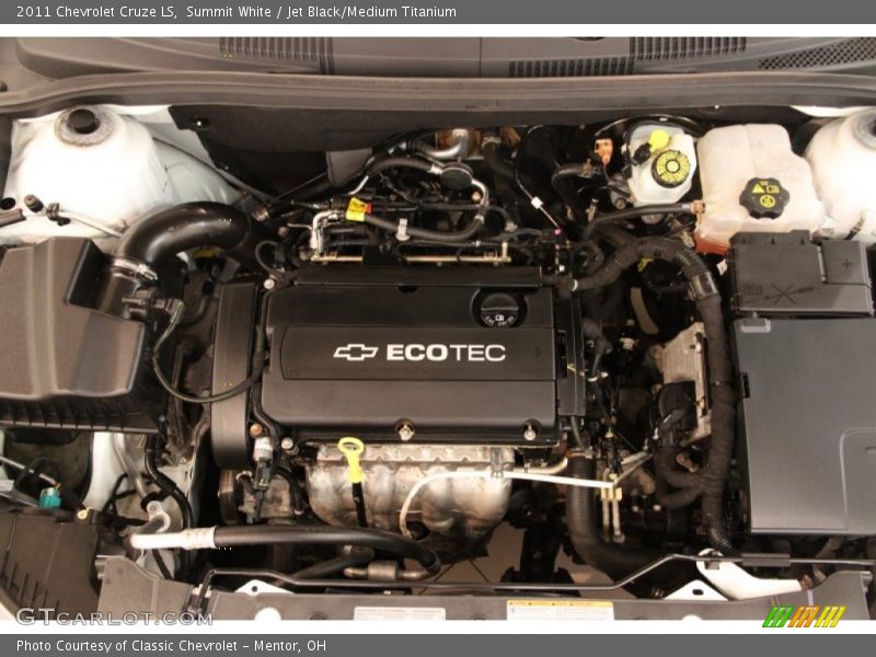 Summit White / Jet Black/Medium Titanium 2011 Chevrolet Cruze LS
